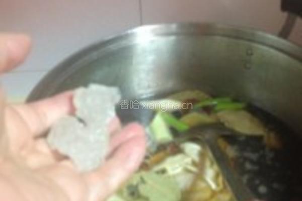 五香卤牛肉配凤爪的做法图解4