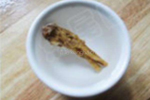 当归鸡蛋红糖水的做法图解2