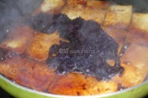 红烧紫菜豆腐的做法图解5
