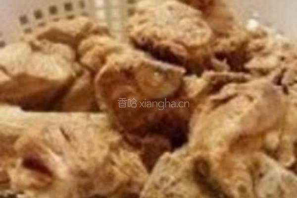 韩国猪骨头汤的做法图解2