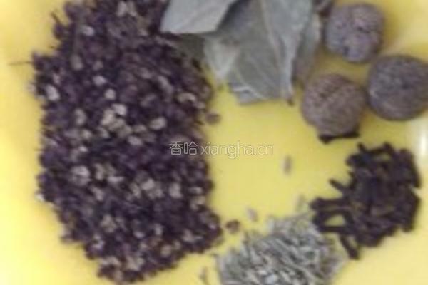 家庭麻辣火锅的做法图解1