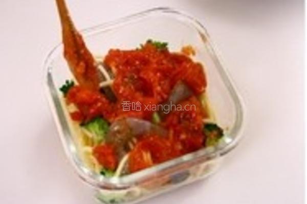 虾焗红酱意面的做法图解2