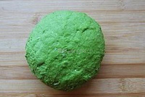 菠菜杂酱面的做法图解1