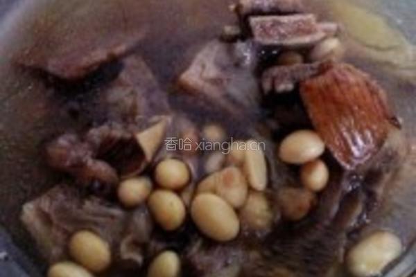 土茯苓牛排汤的做法图解5