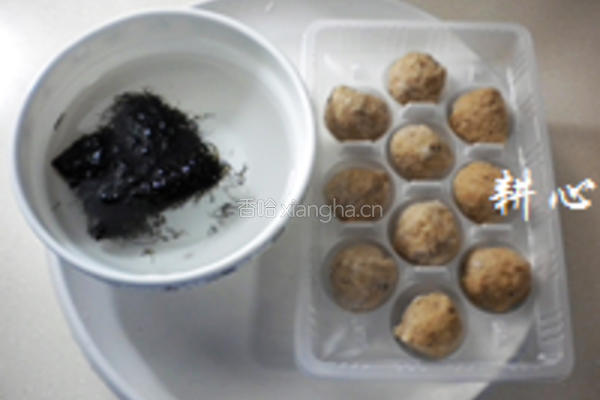 发菜贡丸汤的做法图解1