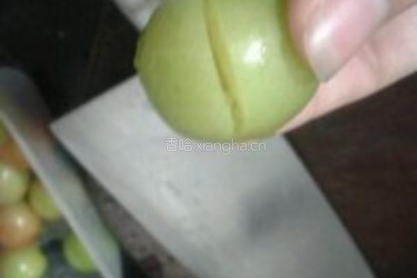 腌李子的做法图解3