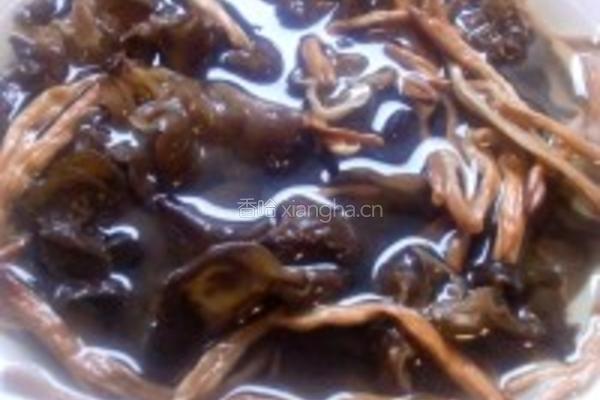 红油酸汤臊子面的做法图解1