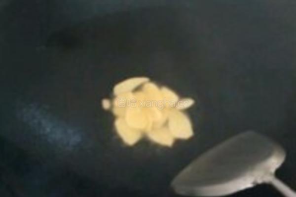 红枣桂圆鸡骨汤的做法图解5