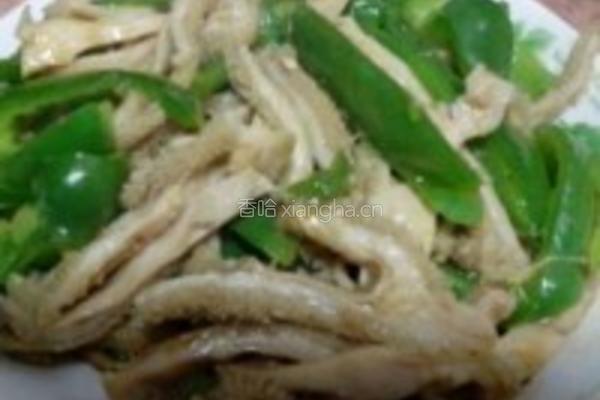 甜椒炒牛肚的做法图解1