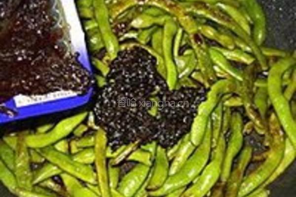 橄榄菜清炒四季豆的做法图解4