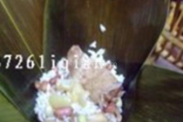 端午咸肉粽的做法图解10