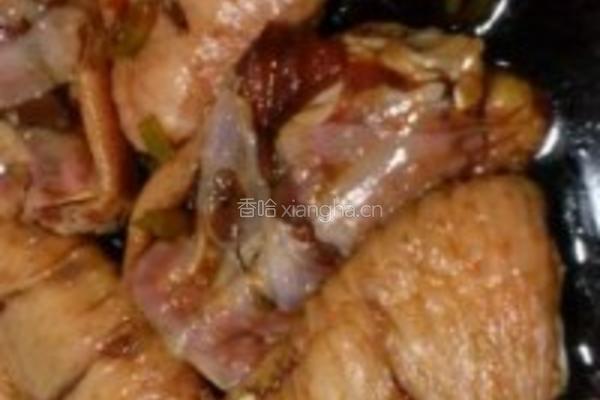 烧烤汁鸡翅焖冬菇的做法图解1