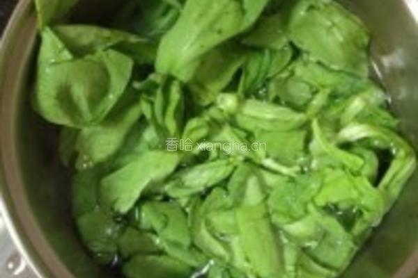 凉拌茼蒿菜的做法图解2