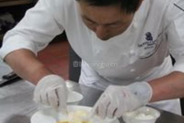 意式鱼肉浓汤的做法图解8