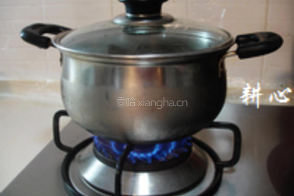 竹荪猪蹄汤的做法图解4