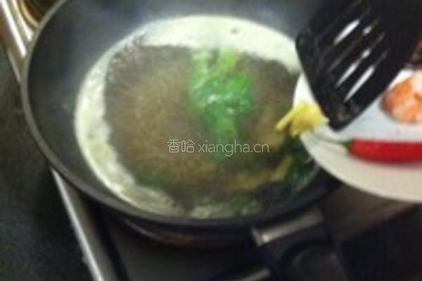 简易冬阴功汤(业余做出专业味)的做法图解3