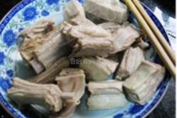 当归红枣羊肉汤的做法图解4