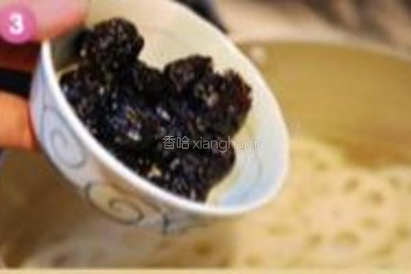 枸杞蜜枣莲藕汤水的做法图解3