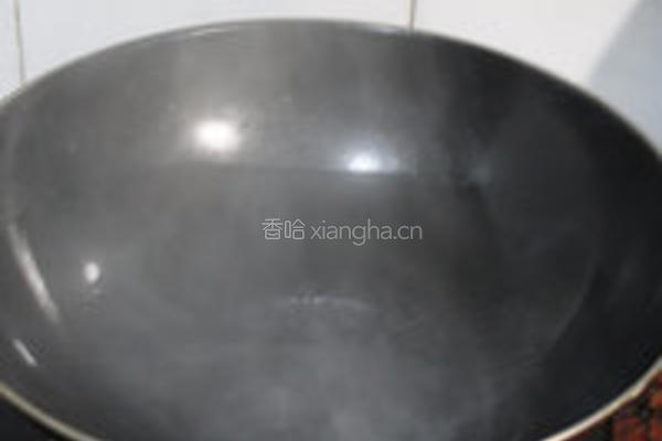 水煮田螺的做法图解1