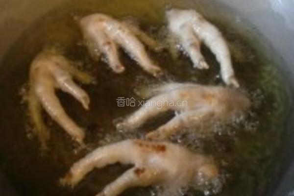 蚝豉蒸凤爪的做法图解3