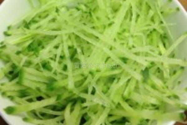 萝卜之碧玉云丝的做法图解2