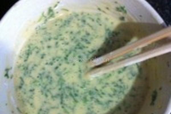 荠菜鸡蛋饼的做法图解4