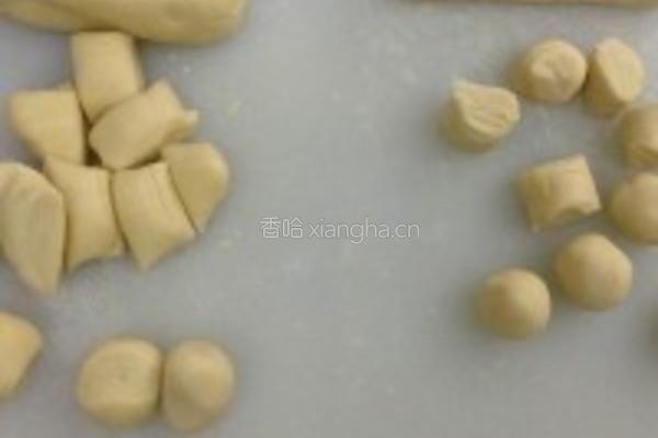 叉烧酥的做法图解3