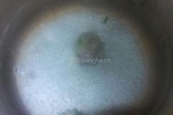 枸杞菜鲜肉丸汤的做法图解2
