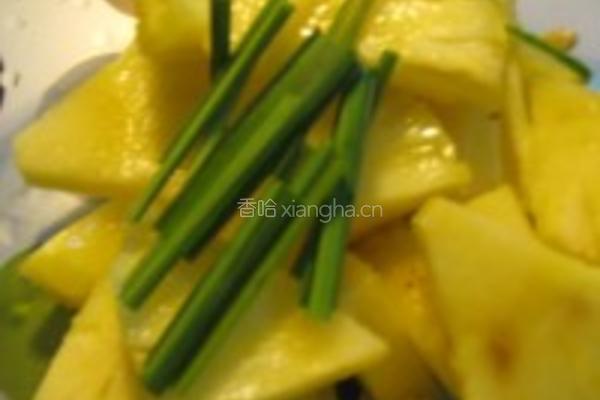 LUSIK宅男厨房香茅草菠萝沙拉的做法图解3