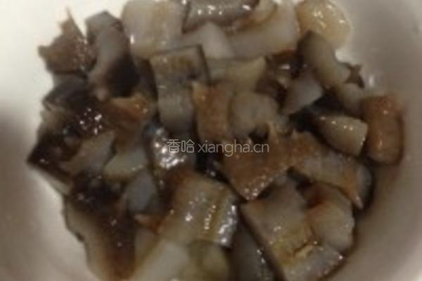 爆炒海参虾仁的做法图解1