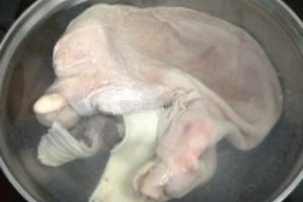 榴莲壳煲猪肚的做法图解4