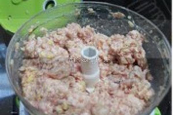 荸荠玉米饺子的做法图解8