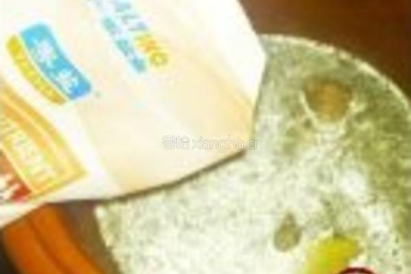 花生眉豆煲鸡脚的做法图解9