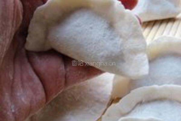 羊肉萝卜水饺的做法图解2
