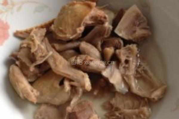 鸽子煲的做法图解1