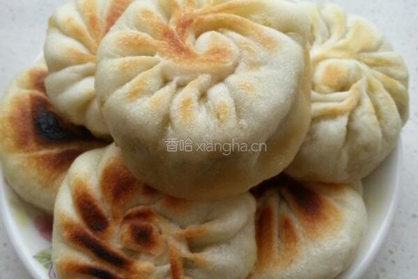 荠菜小煎包