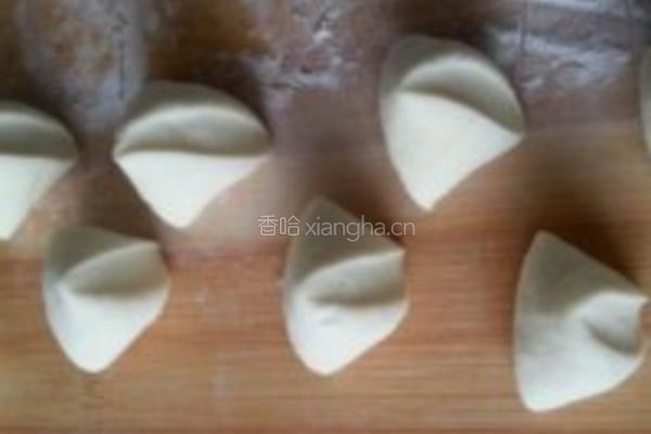 荠菜小煎包的做法图解3