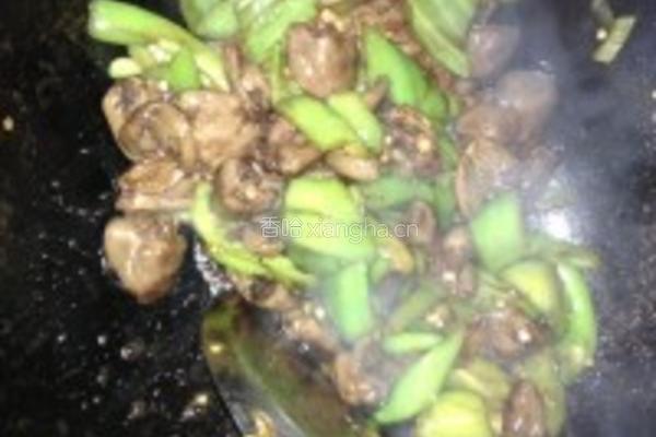 尖椒爆炒鸡心的做法图解9