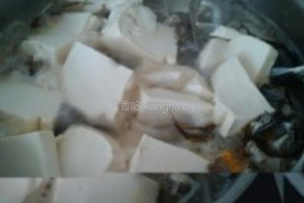 罗卜丝豆腐河蟹锅的做法图解3