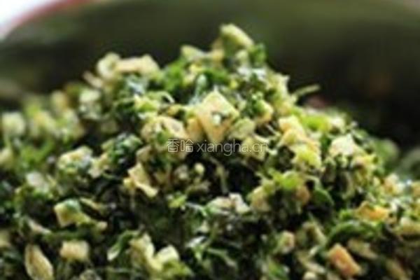荠菜鸡蛋大馄饨的做法图解2