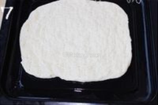 彩椒午餐肉披萨的做法图解7