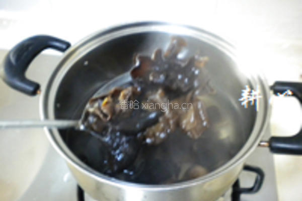 冬菜丝瓜炒木耳的做法图解4