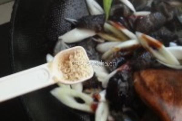 肉肠烧海参的做法图解9