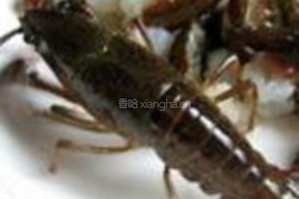 吮指怪味虾球的做法图解1