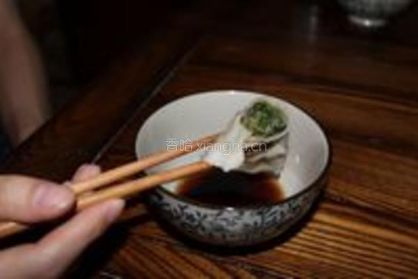 茴香猪肉饺子的做法图解1