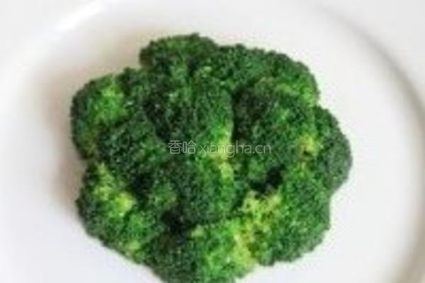 蚝油鱼子西兰花的做法图解6