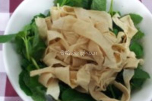 薄荷拌豆腐皮的做法图解3
