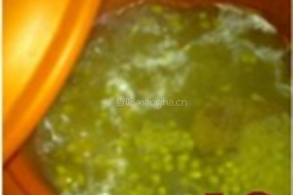 土茯苓绿豆老鸭汤的做法图解12