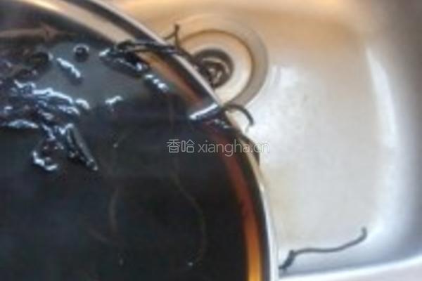凉拌核桃花的做法图解4