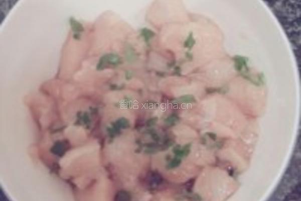 清蒸鸡胸脯肉的做法图解1
